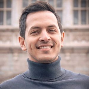 Picture of Shayan Anwar at graduation